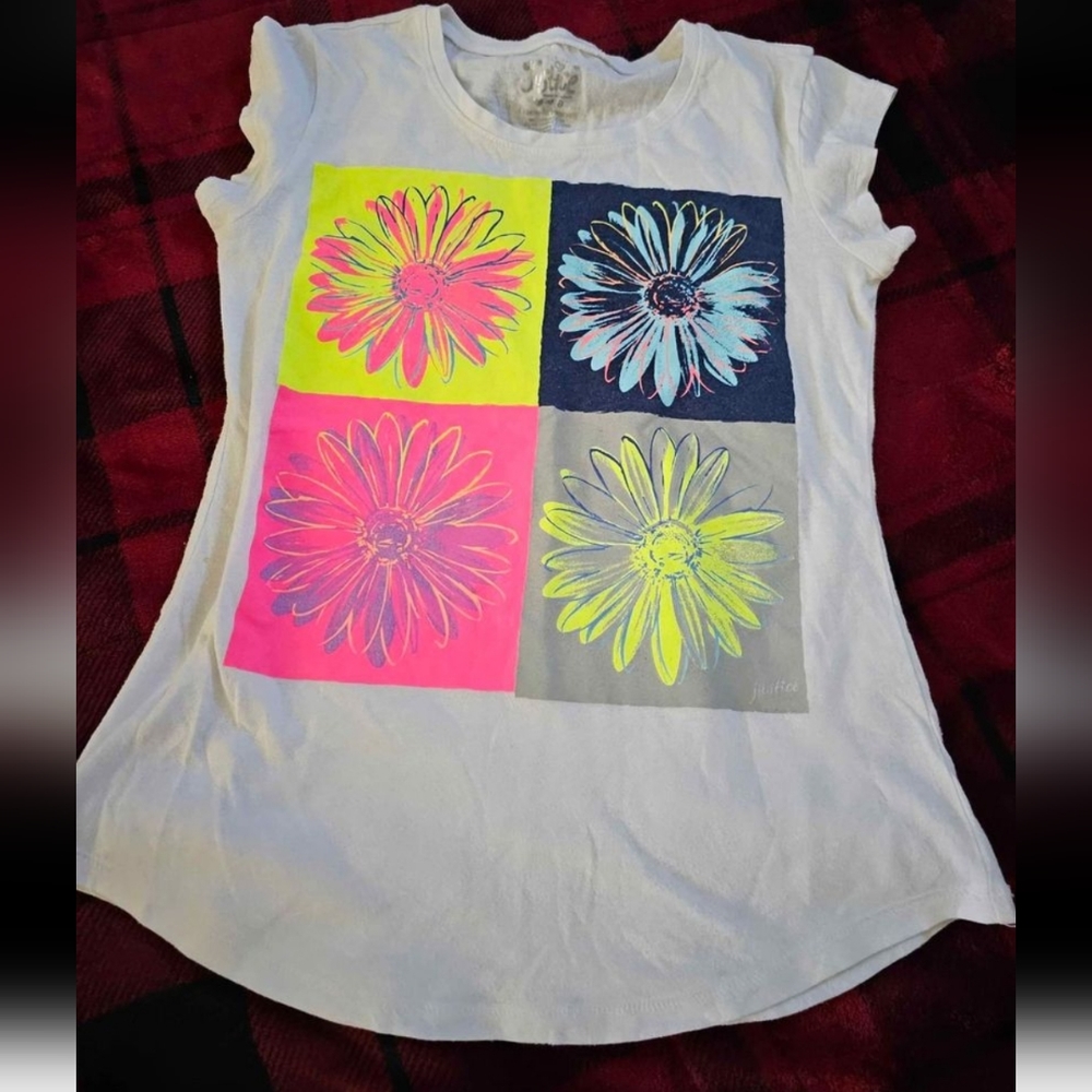 #872- girls shirt size 8